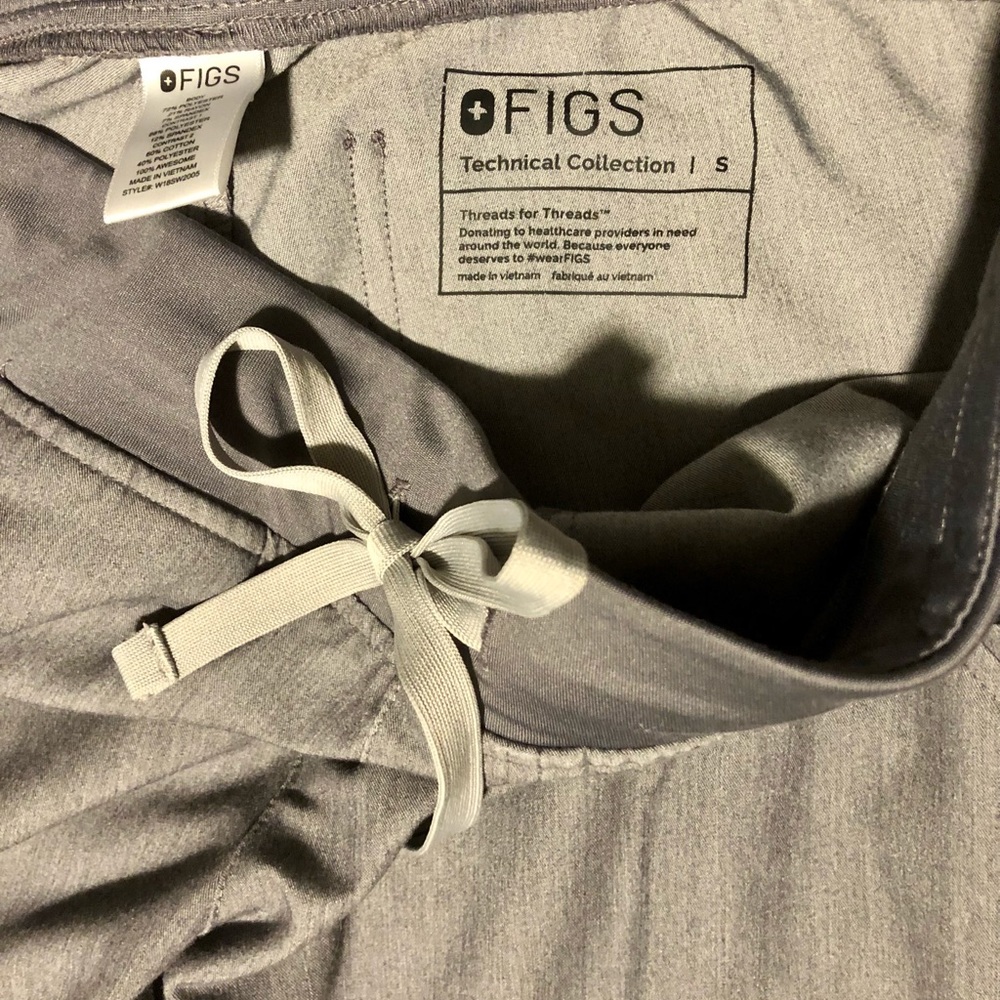 Figs Scrub Set In Graphite - image 6